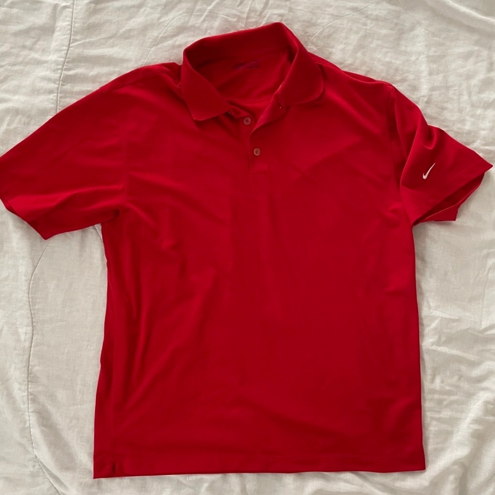 Swing in Style: Gently Used Nike Golf Dri-FIT Polo